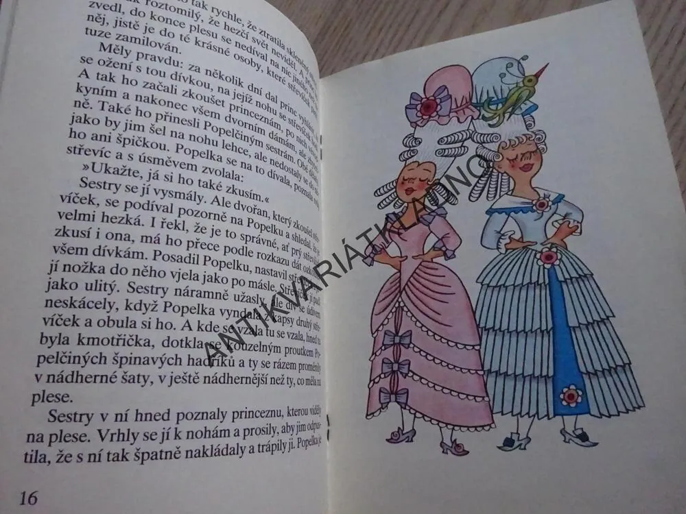 KORÁLKY 157 - KOCOUR V BOTÁCH, HELENA ZMATLÍKOVÁ