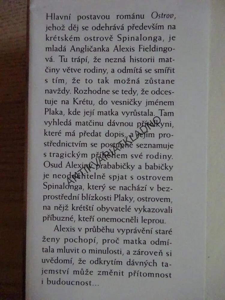 OSTROV, VICTORIA HISLOPOVÁ, **an