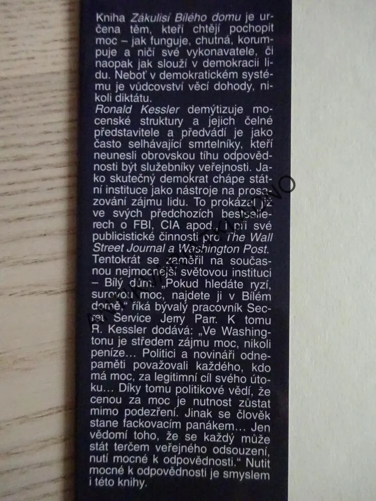 ZÁKULISÍ BÍLÉHO DOMU, RONALD KESSLER, **an