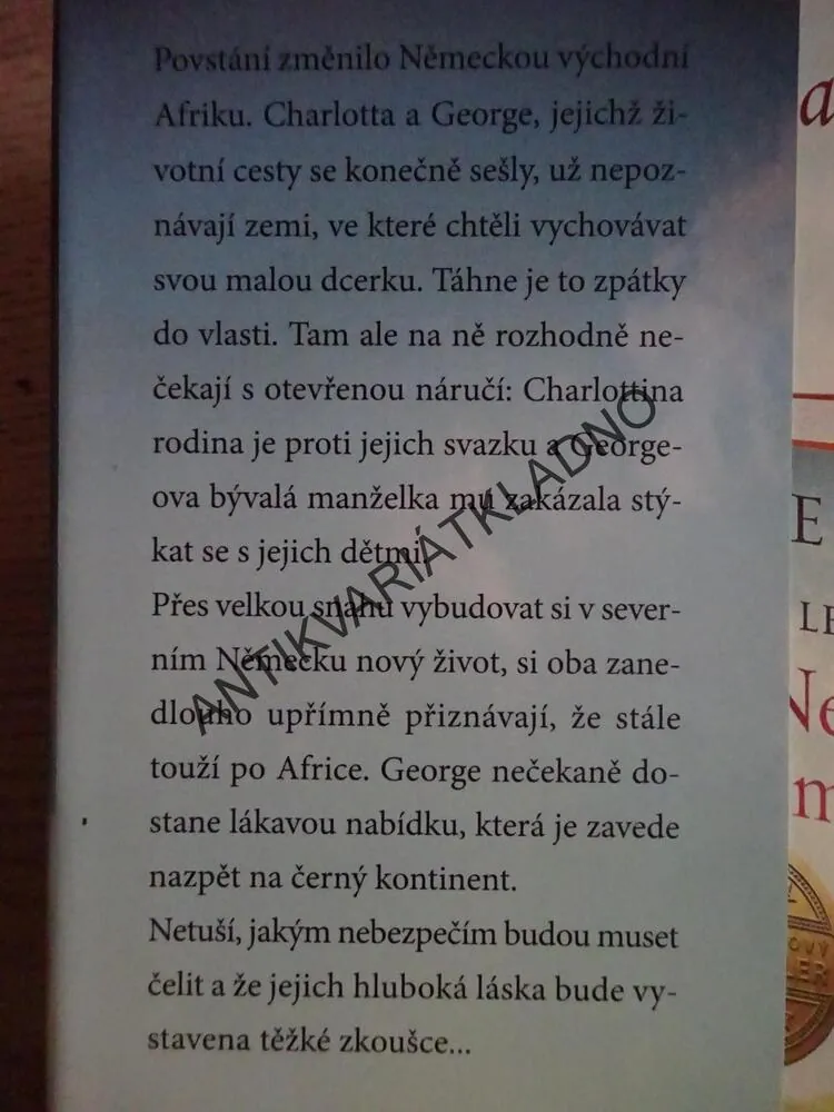 NĚŽNÝ MĚSÍC NA USAMBAROU, LEAH BACH, ANNE JACOBSOVÁ, **an