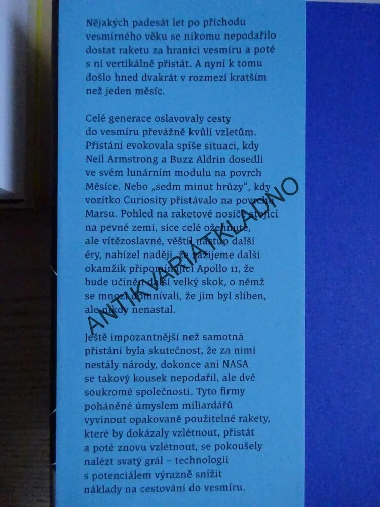 VESMÍRNÍ BARONI, CHRISTIAN DAVENPORT, **an