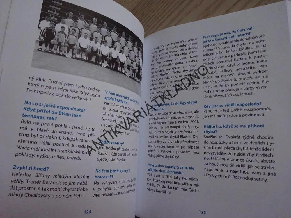 MŮJ ŽIVOT OD KOLÉBKY KE SLÁVĚ, PETR ČECH, JAN PALIČKA, **an