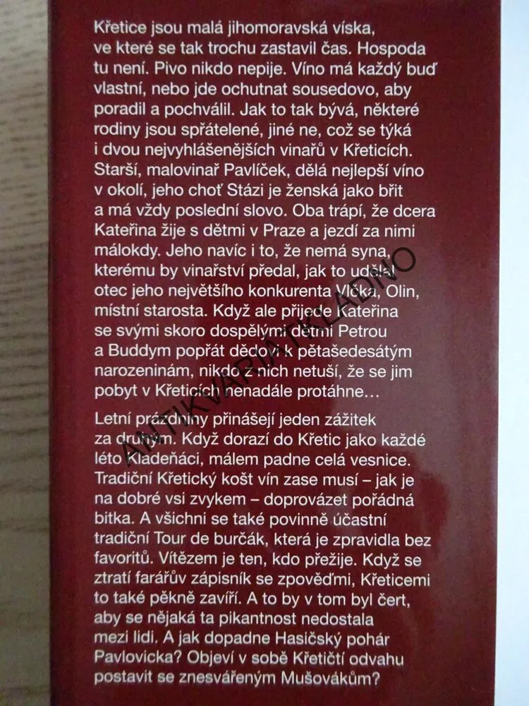 VINAŘI, **an