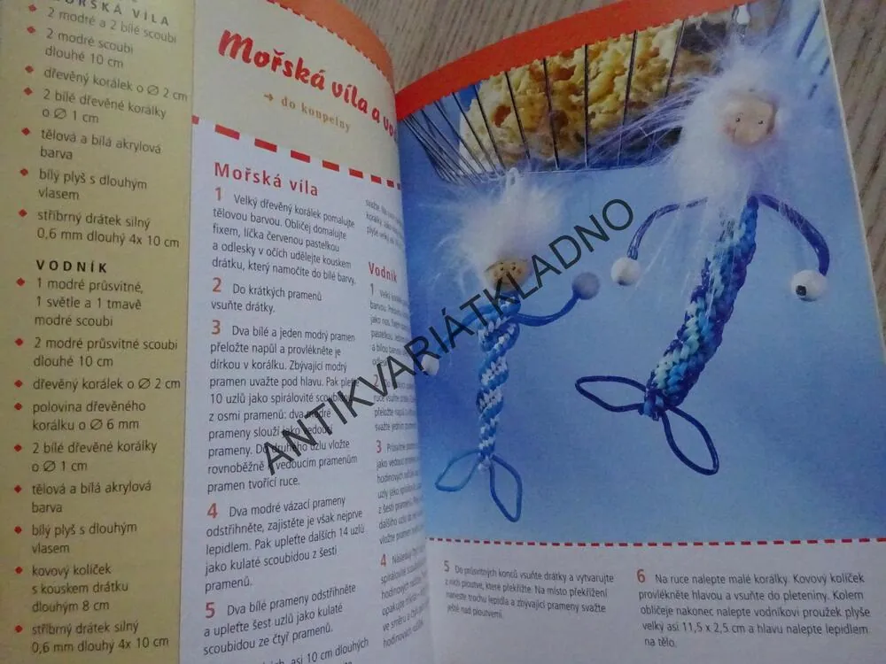 PŮSOBIVÉ SCOUBIDOU, S PŘESNÝMI NÁVODY, **an