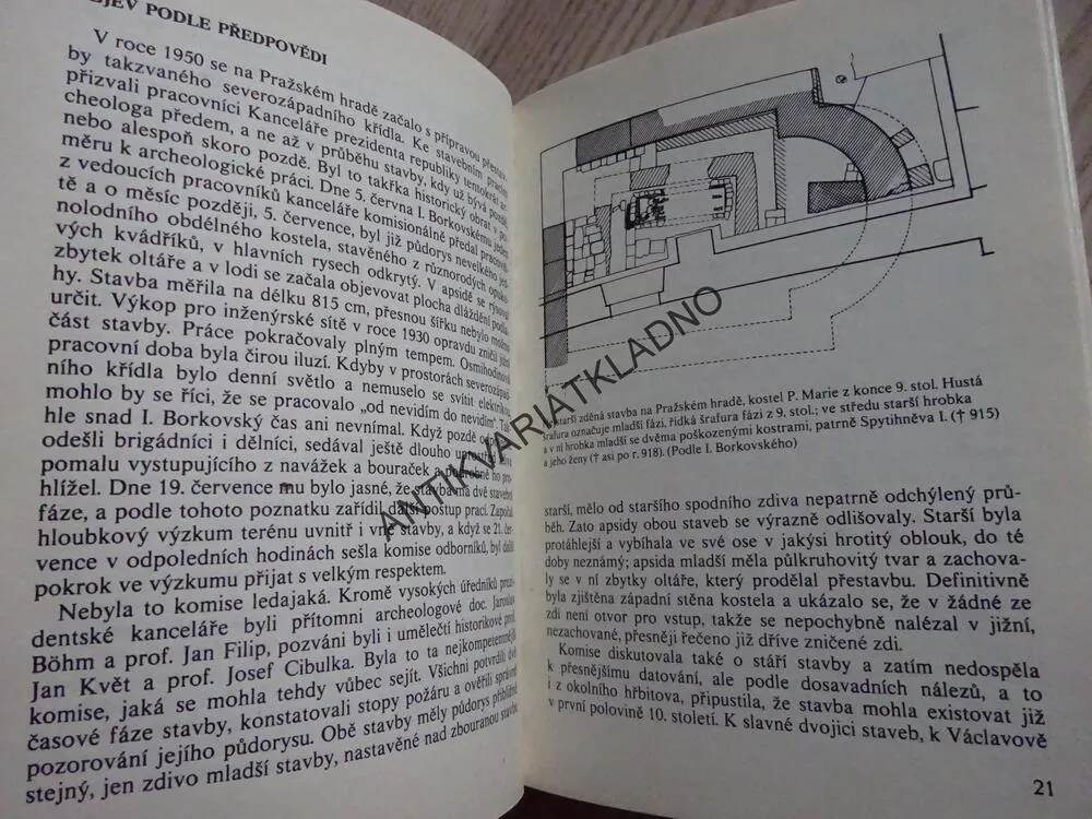 HLEDÁNÍ ZMIZELÉHO VĚKU, ZDENĚK SMETÁNKA, **an