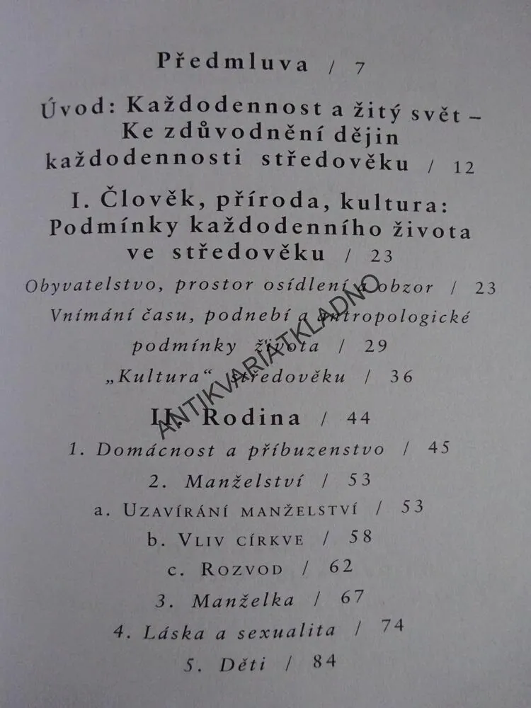 ŽIVOT VE STŘEDOVĚKU, HANS-WERNER GOETZ