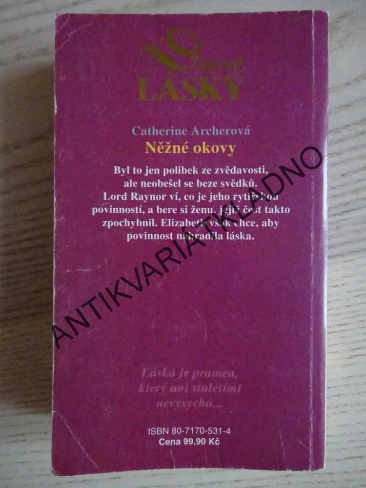 NĚŽNÉ OKOVY, CATHERINE ARCHEROVÁ