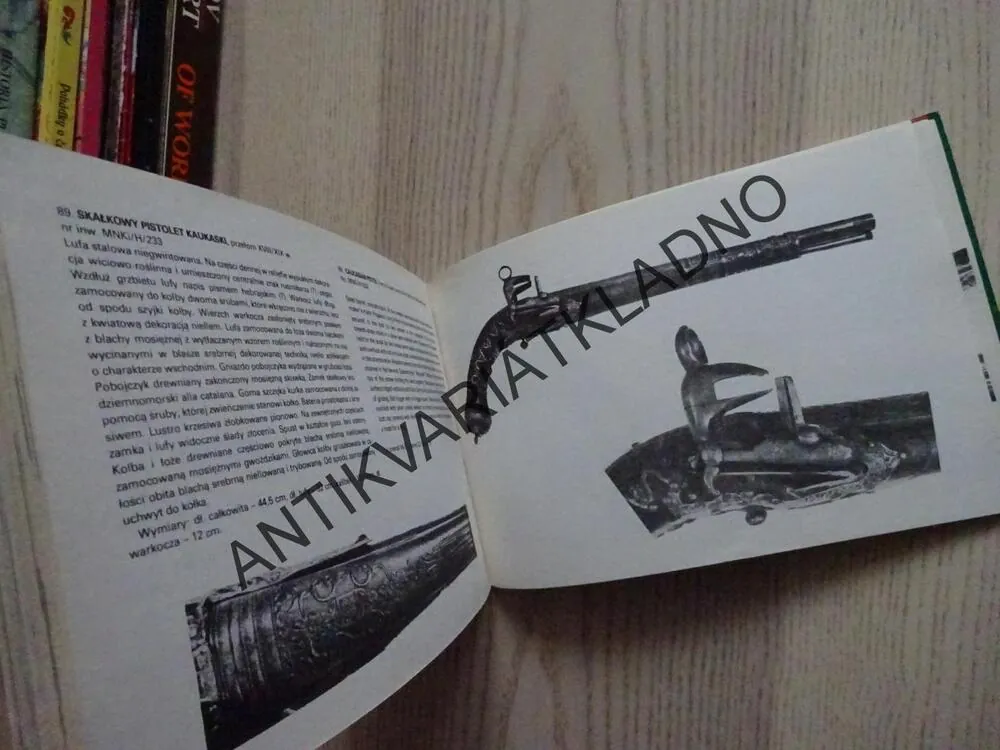 BROŃ, KATALOG ZBIORÓW, POLSKY, POLŠTINA, **an