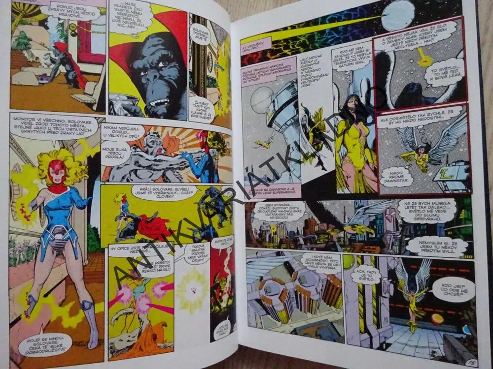 KRIZE NA NEKONEČNU ZEMÍ, DC KOMIKSOVÝ KOMPLET, KOMIKS DC COMICS, **an