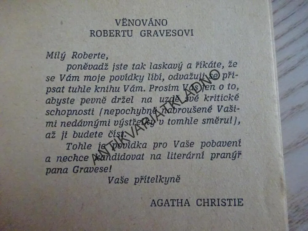 NULTÁ HODINA, AGATHA CHRISTIE, **an