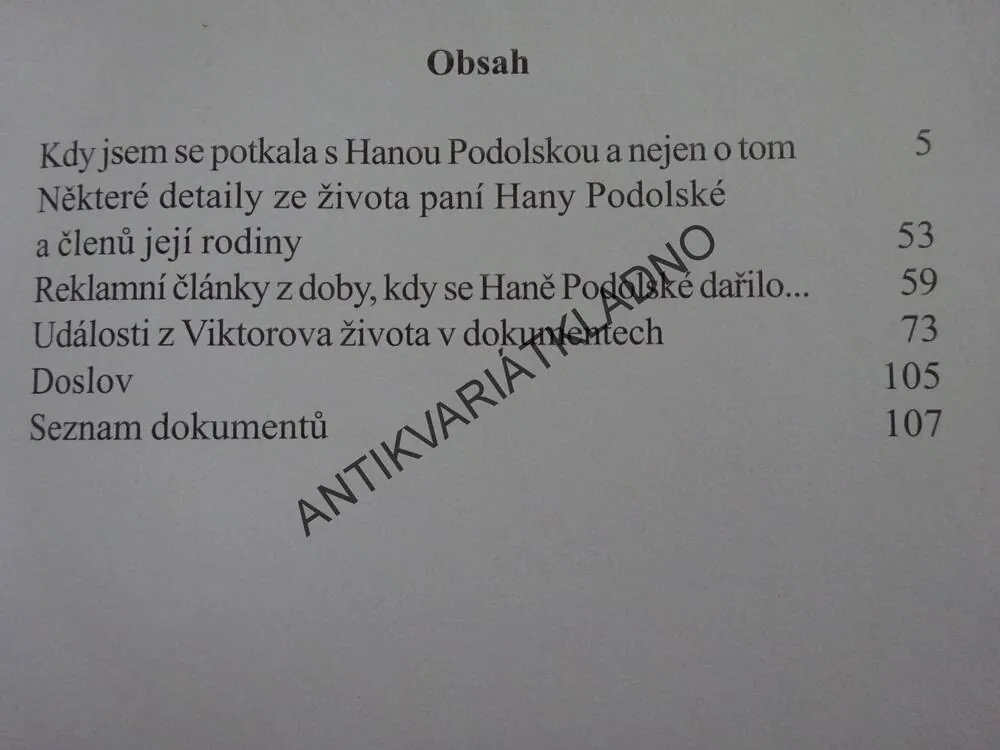 HANA PODOLSKÁ VE VÍRU DĚJIN, NAĎA DUBCOVÁ, **an