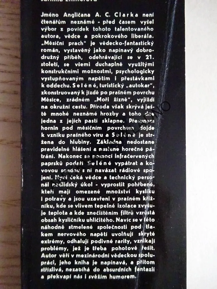 MĚSÍČNÍ PRACH, ARTHUR C. CLARKE, **an