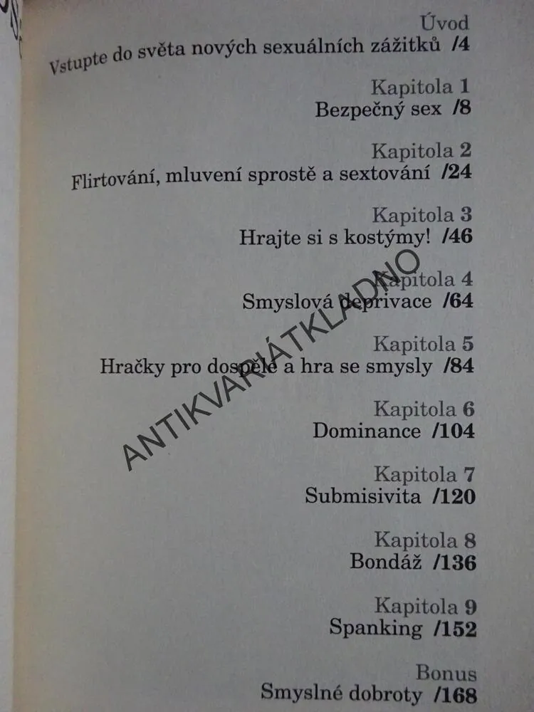 PADESÁT ODSTÍNŮ VÁŠNĚ, **an