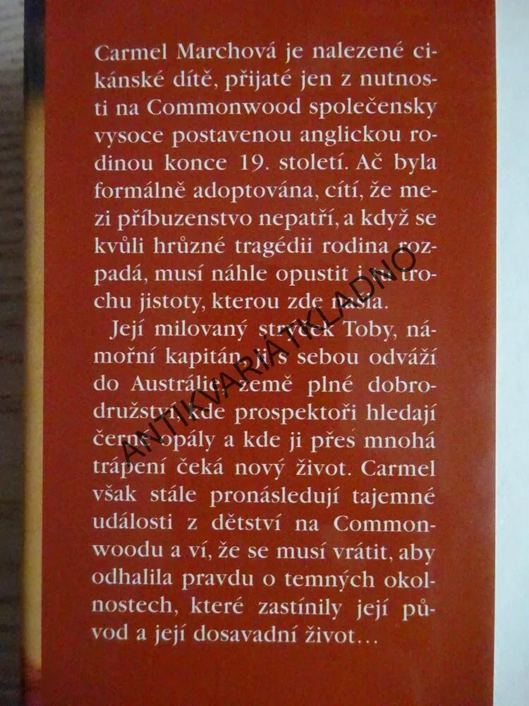 ČERNÝ OPÁL, VICTORIA HOLTOVÁ, **an