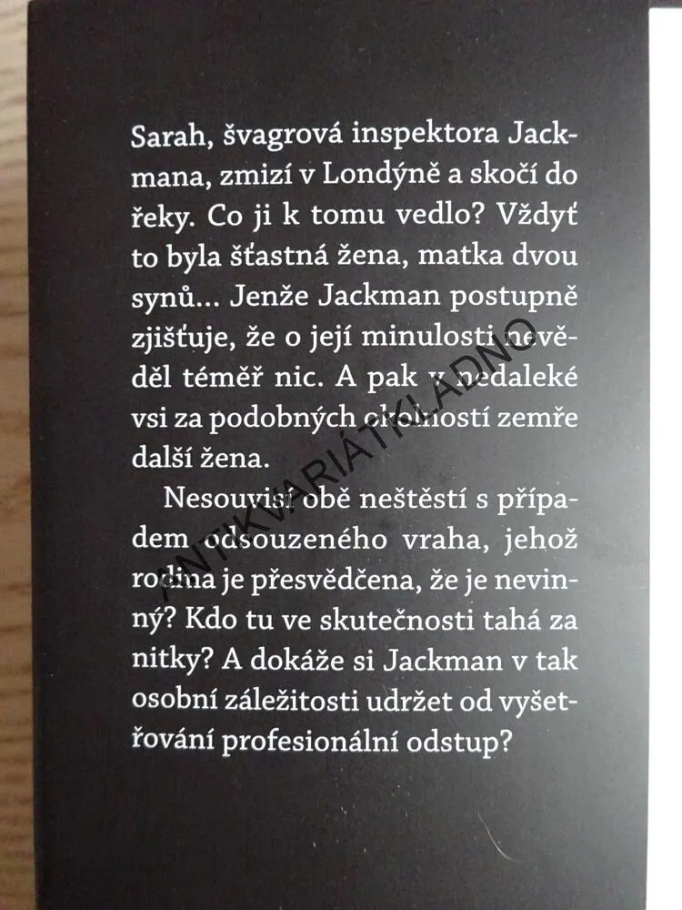 VINÍCI, JOY ELLISOVÁ, **an
