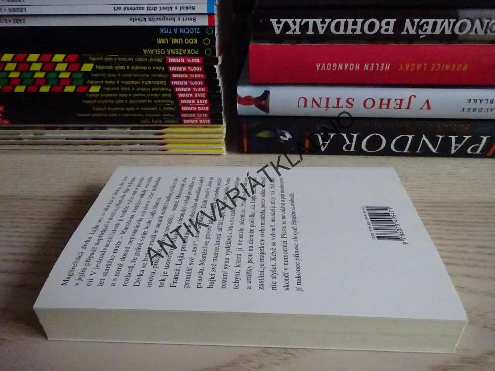 PROVDANÁ PROTI SVÉ VŮLI, LAJLA, **an