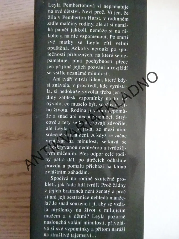 VOLÁNÍ MINULOSTI, BARBARA WOOD, WOODOVÁ, **an
