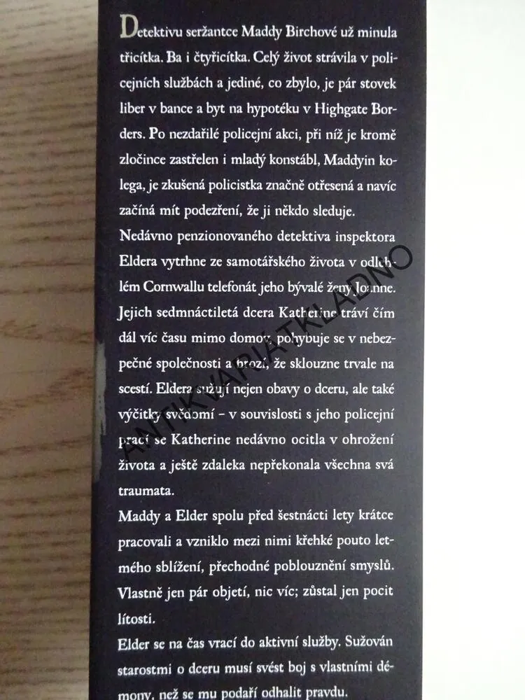 POPEL A KOSTI, JOHN HARVEY, **an