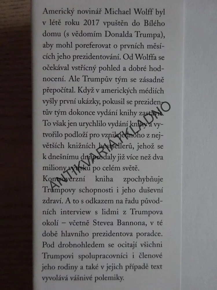 OHEŇ A HNĚV UVNITŘ TRUMPOVA BÍLÉHO DOMU, MICHAEL WOLFF, **an