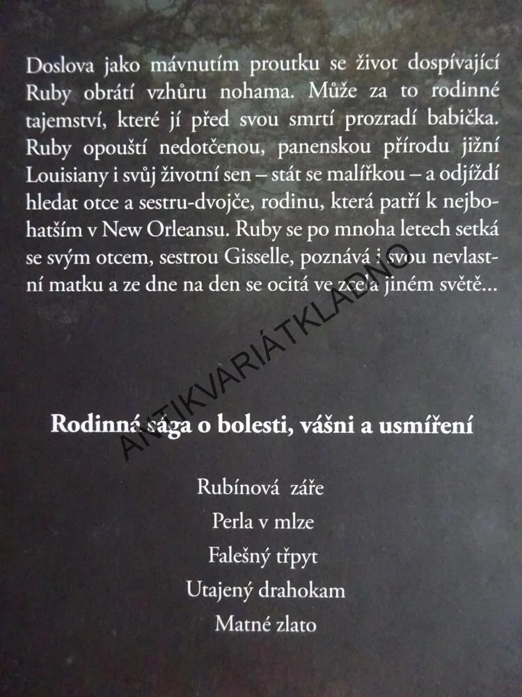 RUBÍNOVÁ ZÁŘE, VIRGINIA ANDREWSOVÁ, **an