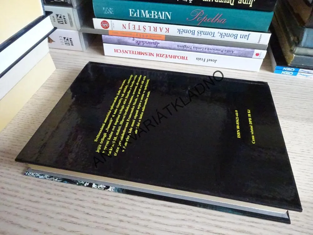 PODVRŽENÁ DÁMA, JUDE DEVERAUX, **an