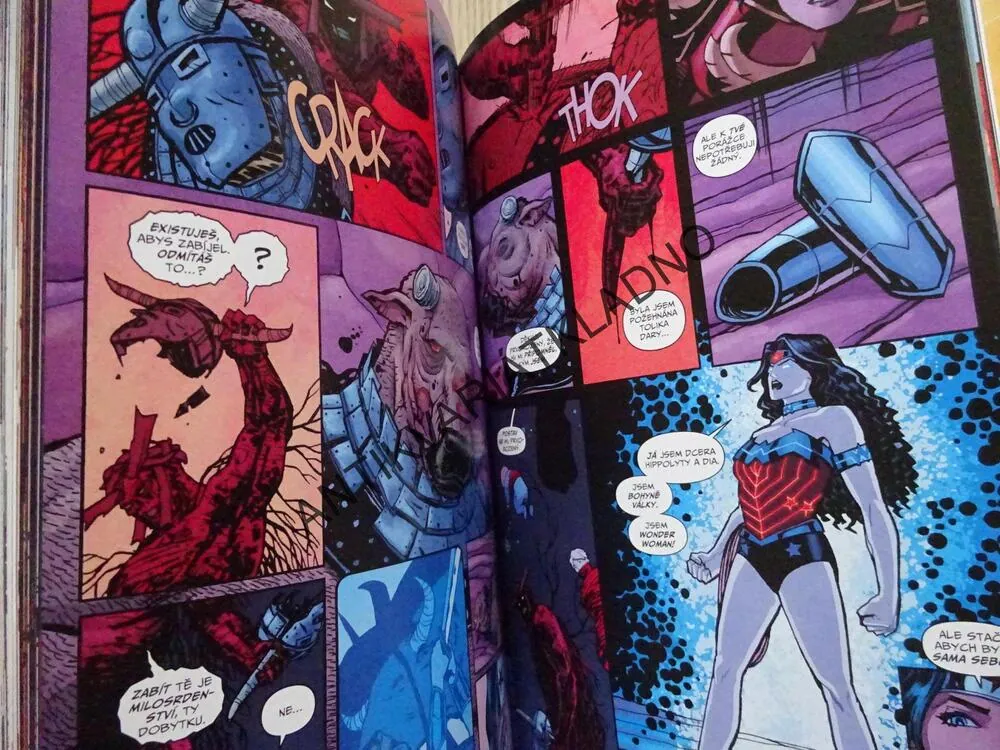 WONDER WOMAN, KOSTI, KOMIKS DC COMICS, **an