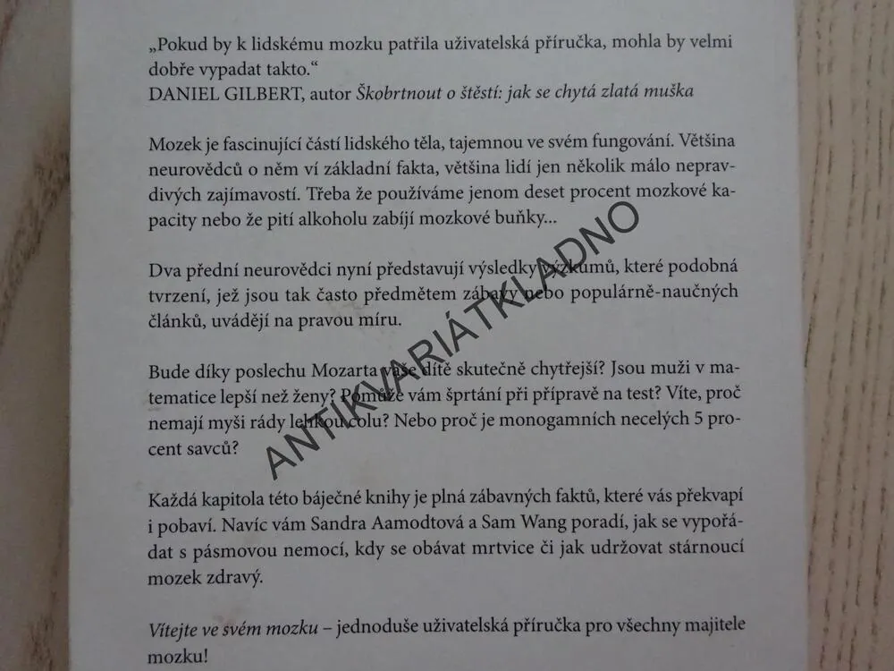 VÍTEJTE VE SVÉM MOZKU, SANDRA AAMODTOVÁ, SAM WANG, **an