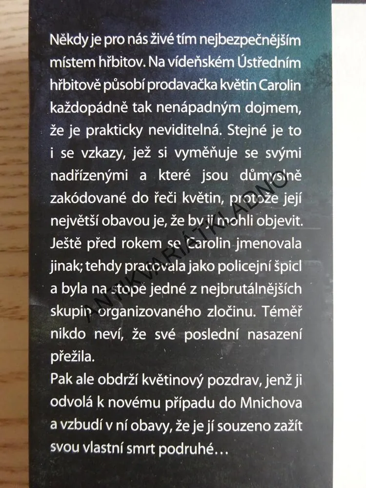 ANI MRTVÁ, ANI ŽIVÁ, URSULA POZNANSKI, **an