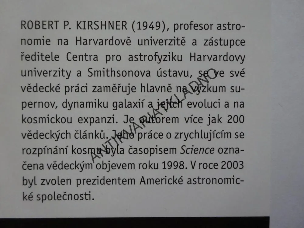 VÝSTŘEDNÍ VESMÍR, ROBERT P. KIRSHNER, **an