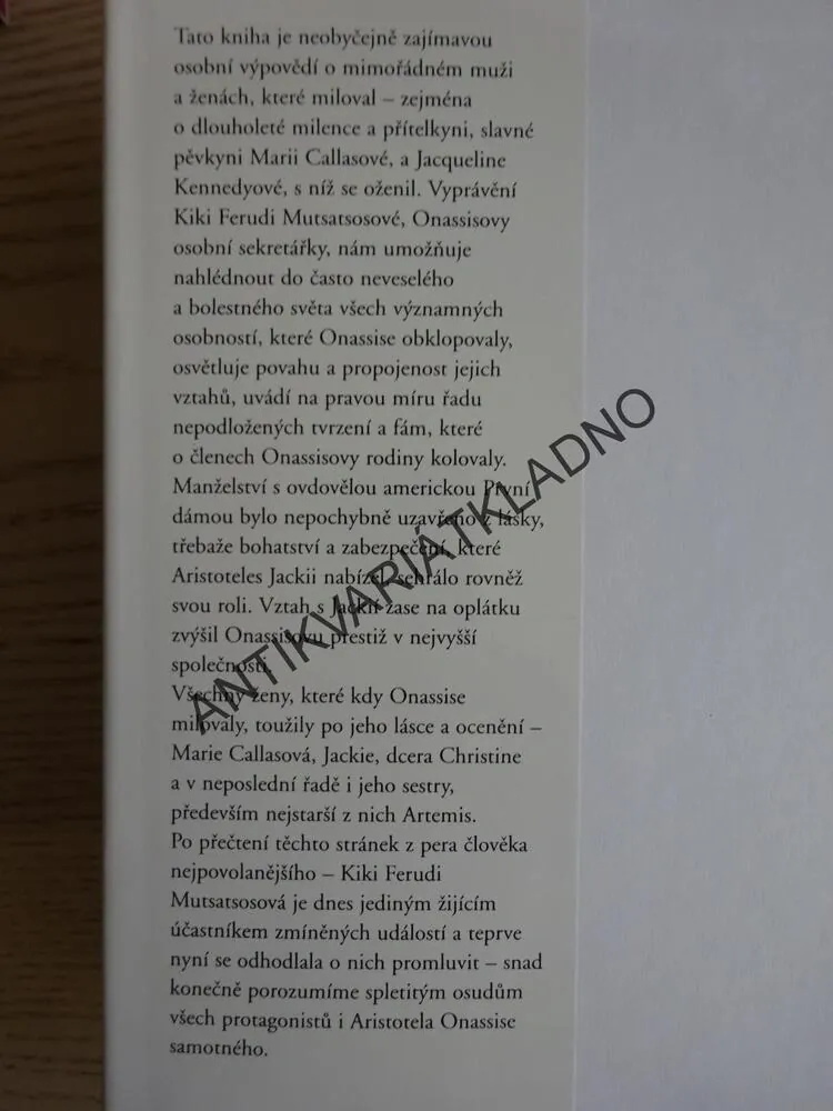 ONASSIS A JEHO ŽENY, KIKI FERUDI MUTSATSOSOVÁ, **an