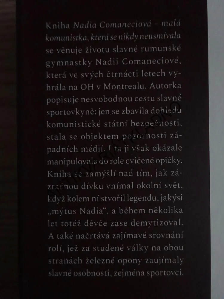 NADIA COMANECIOVÁ, MALÁ KOMUNISTKA, KTERÁ SE NIKDY NEUSMÍVALA, LOLA LAFONOVÁ, **an