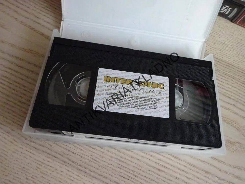 ŽIVOT JE PEKLO, NICK NOLTE, VHS VIDEOKAZETA