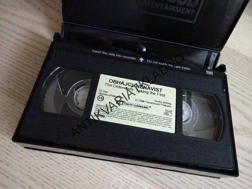 OBHÁJCI, NENÁVIST, B. BRIDGES, VHS VIDEOKAZETA