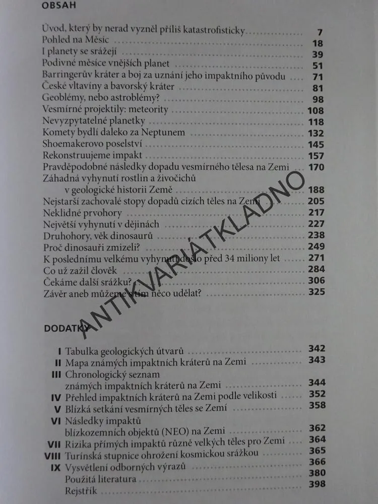 ZEMĚ JAKO VESMÍRNÝ TERČ, JIŘÍ JIRÁNEK, **an