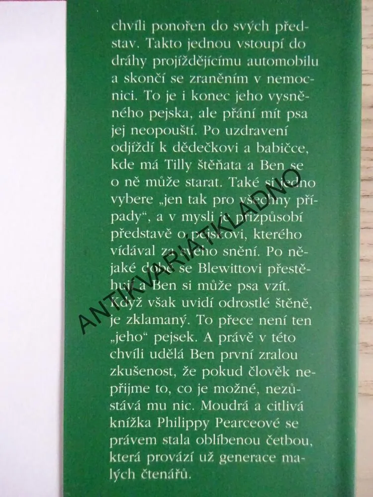 TAKOVÝ MALÝ PEJSEK, PHILIPPA PEARCEOVÁ, **an