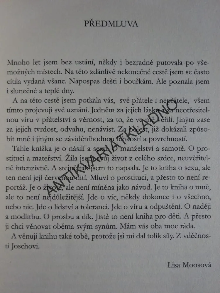 POPRVÉ A PAK POŘÁD ZNOVU, LISA MOOSOVÁ, **an