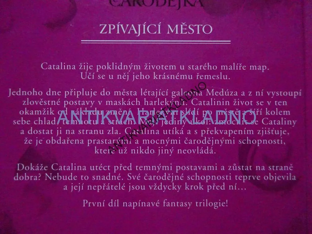 POSLEDNÍ ČARODĚJKA, ZPÍVAJÍCÍ MĚSTO, CHRISTOPH MARZI, **an