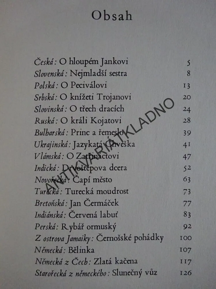 ČAROVNÝ SVĚT, MARIE MAJEROVÁ, **an