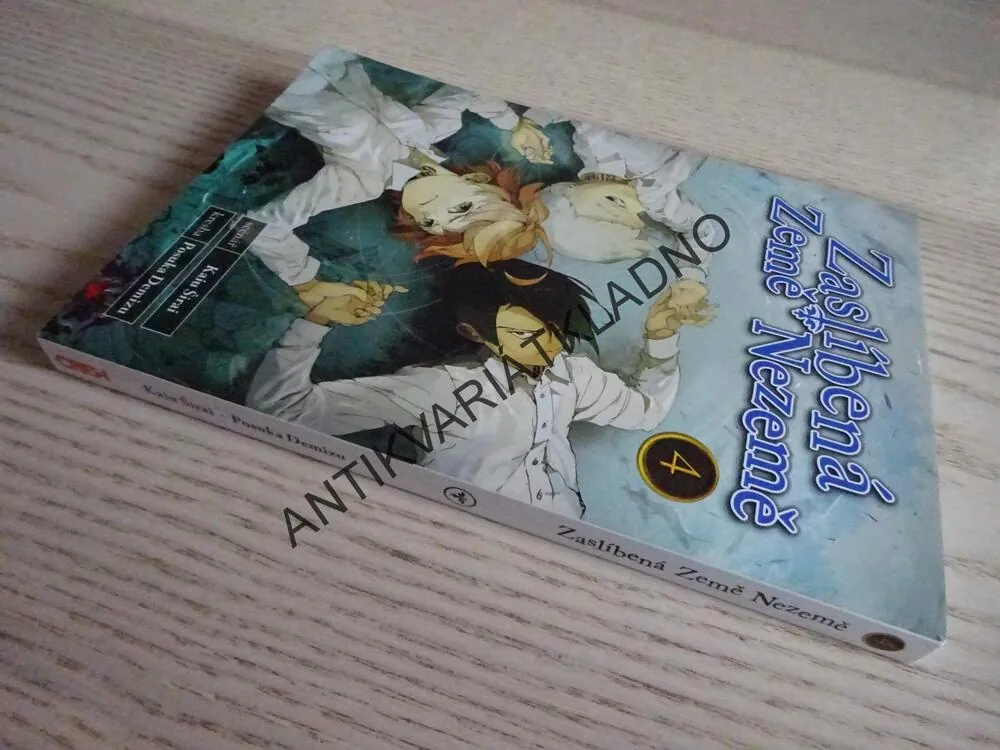 ZASLÍBENÁ ZEMĚ NEZEMĚ 4, MANGA KOMIKS, **an