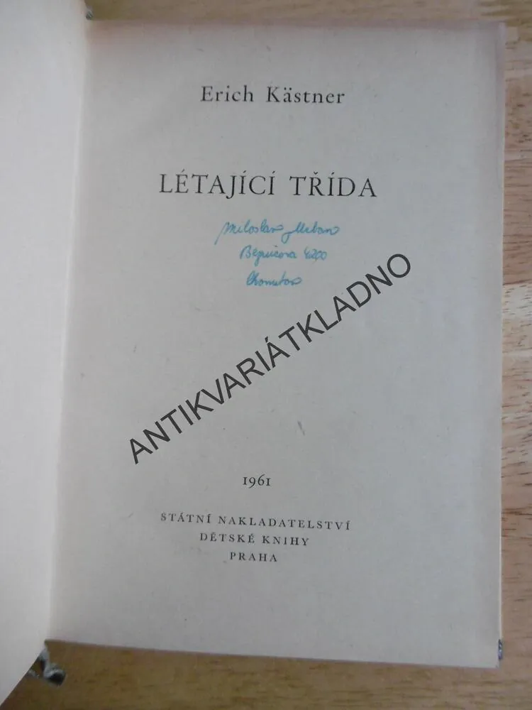KOD 46 - LÉTAJÍCÍ TŘÍDA, ERICH KÄSTNER , **an