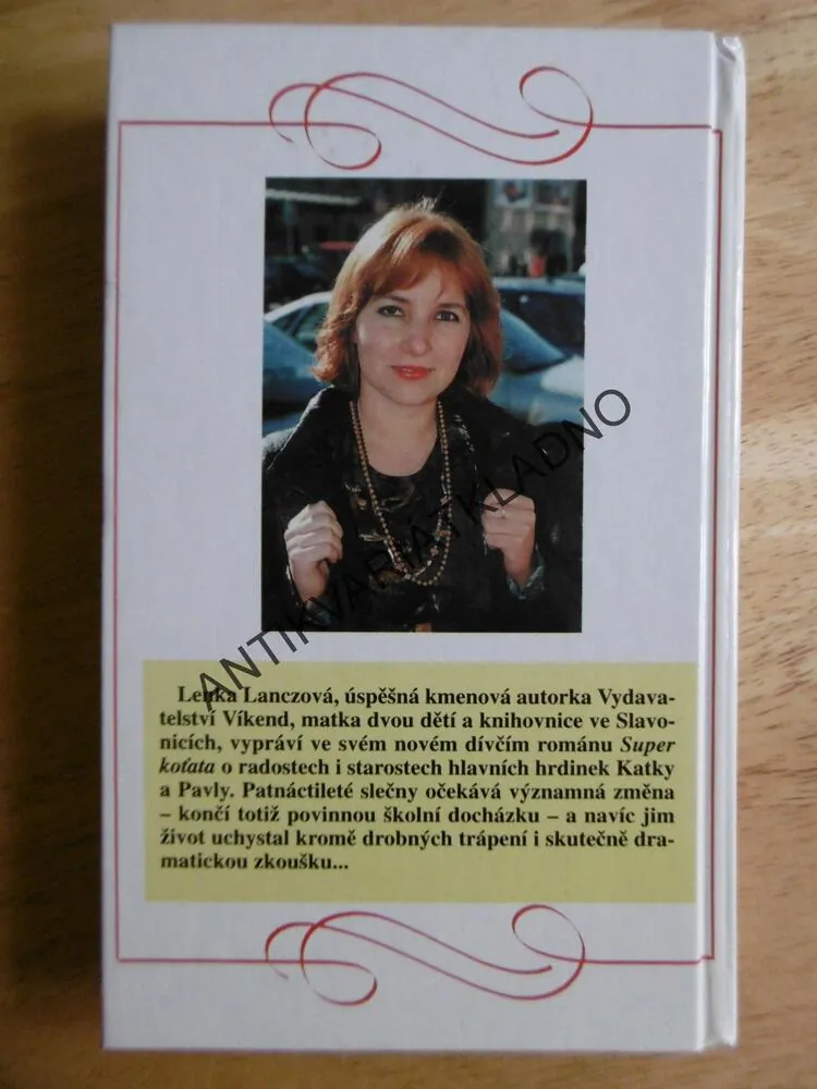 SUPER KOŤATA, LENKA LANCZOVÁ