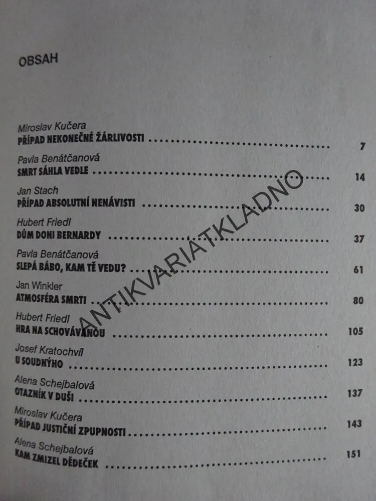 ATMOSFÉRA SMRTI A DALŠÍ KRIMINÁLNÍ PŘÍBĚHY, **an