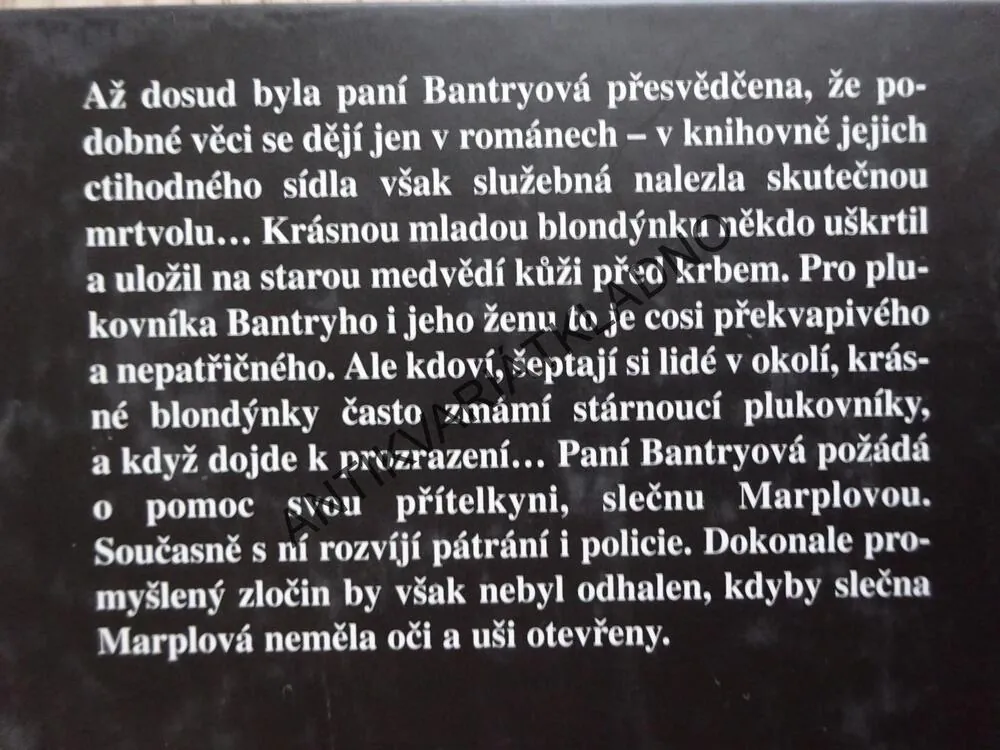 MRTVÁ V KNIHOVNĚ, AGATHA CHRISTIE, **an