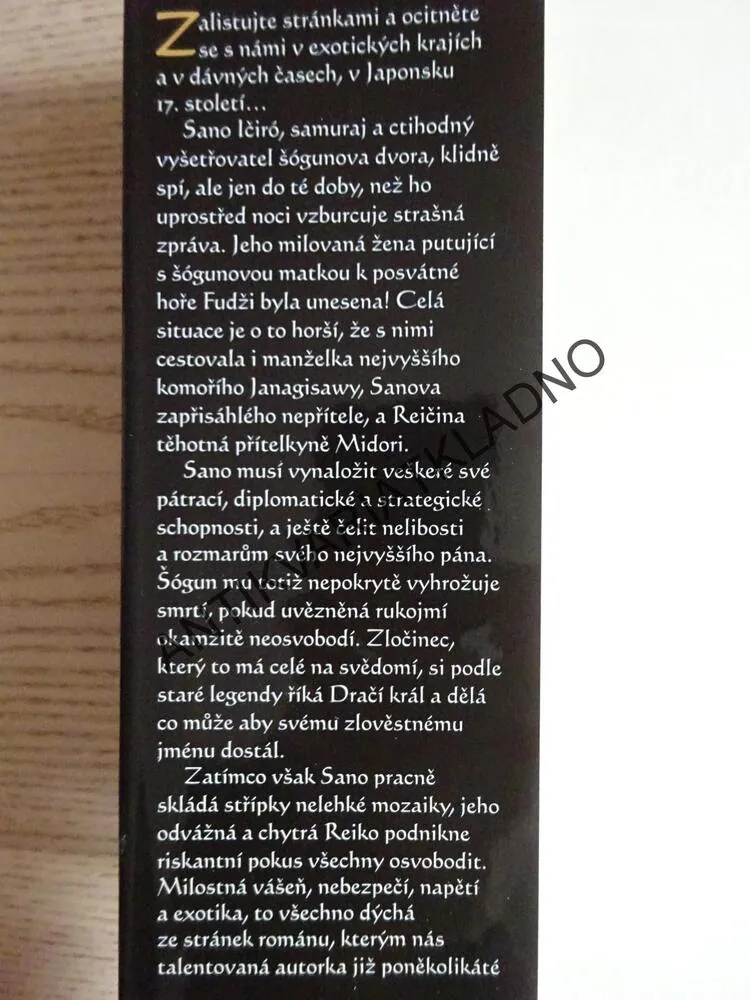PALÁC DRAČÍHO KRÁLE, LAURA JOH ROWLANDOVÁ, **an