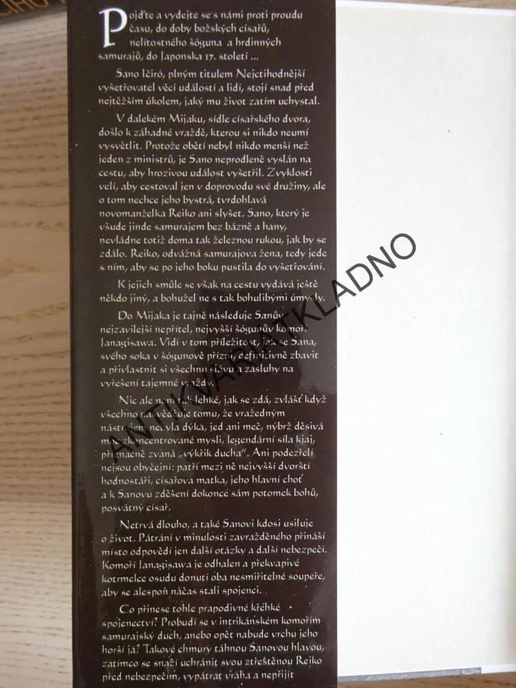SAMURAJOVA ŽENA, LAURA JOH ROWLANDOVÁ, **an