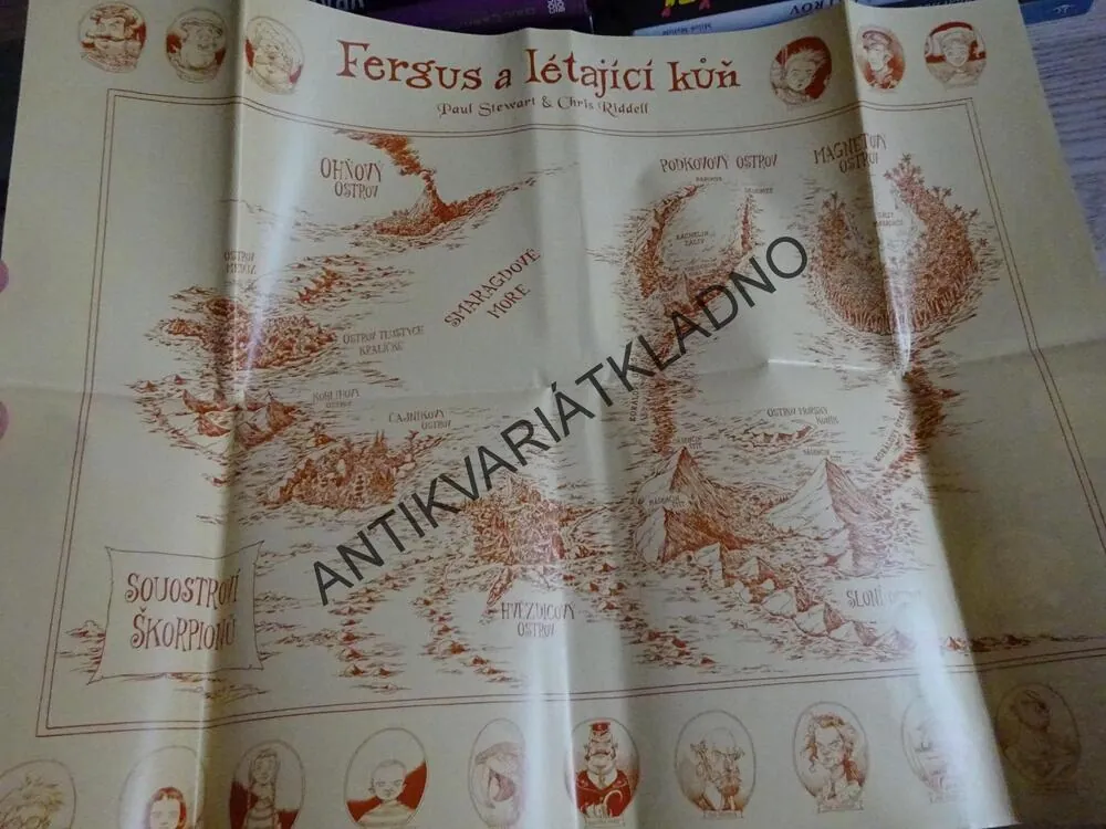 FERGUS A LÉTAJÍCÍ KŮŇ, PAUL STEWART, CHRIS RIDDELL, **an