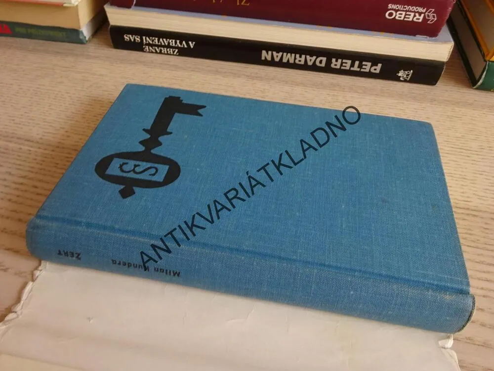 ŽERT, MILAN KUNDERA, **an