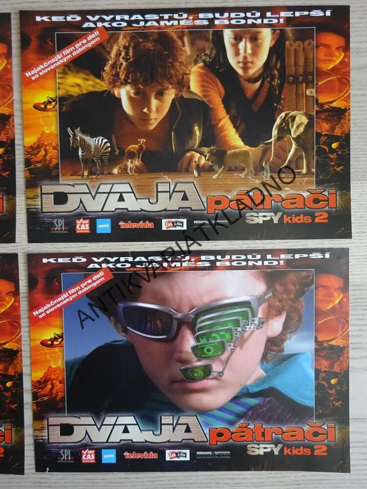 SPY KIDS 2., DVA PÁTRAČI, ANTONIO BANDERAS, SLOVENSKÁ FOTOSKA FILM USA, LOBBY