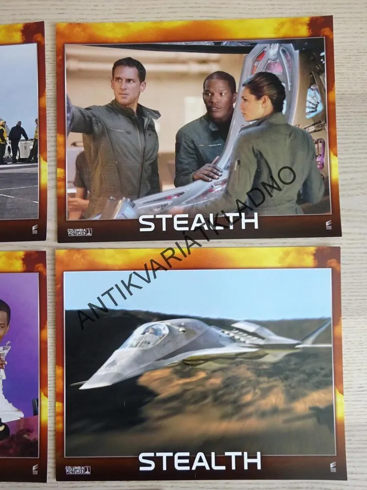 STEALTH, PŘÍSNĚ TAJNÁ MISE, JAMIE FOXX, AMERICKÁ FOTOSKA FILM, LOBBY