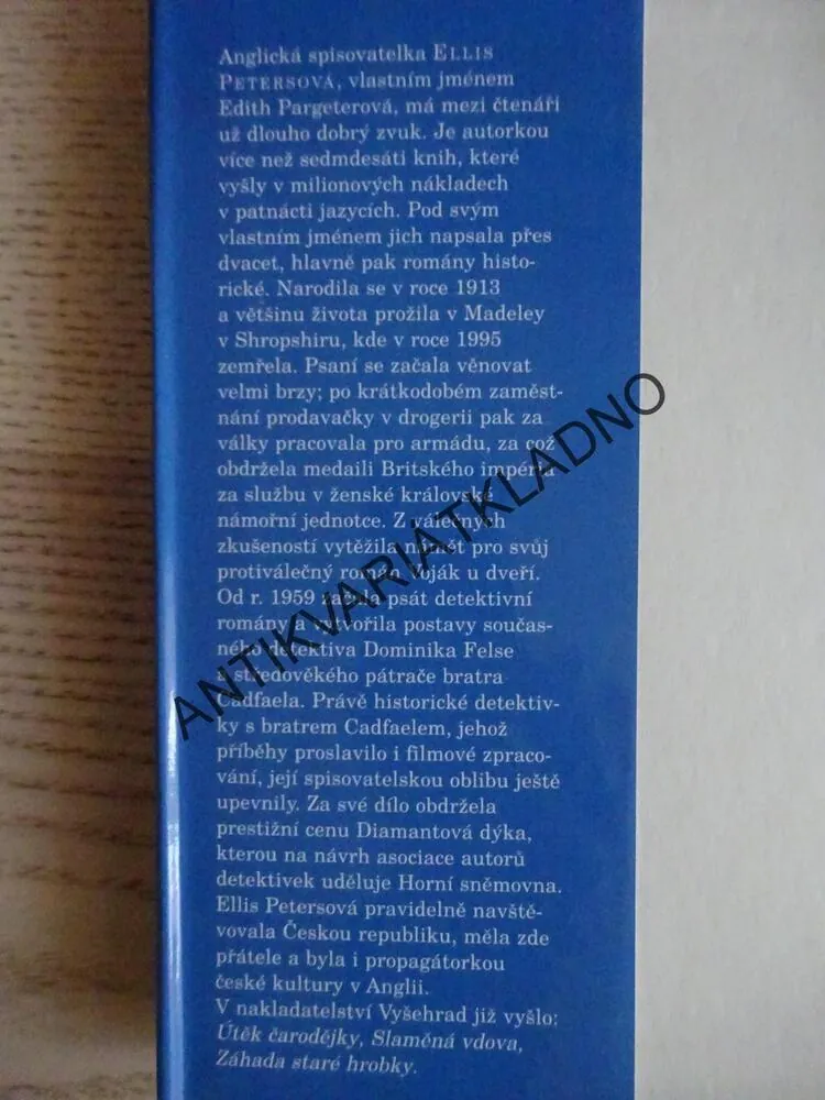 OSUDOVÉ TAJEMSTVÍ, ELLIS PETERSOVÁ, **an